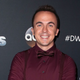 Illustration for article titled Whats Frankie Muniz up to? Selling fancy olive oil in Arizona and loving payrollem/em